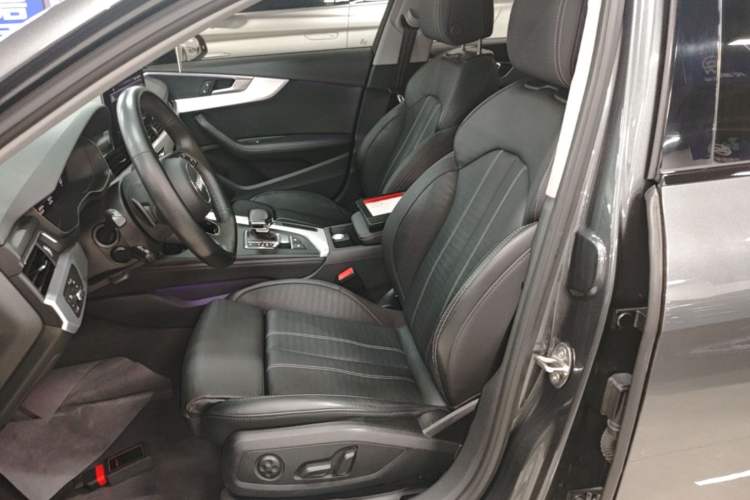 Used Audi A4L 2022 40 TFSI Luxury Dynamic Model Left Front Seat