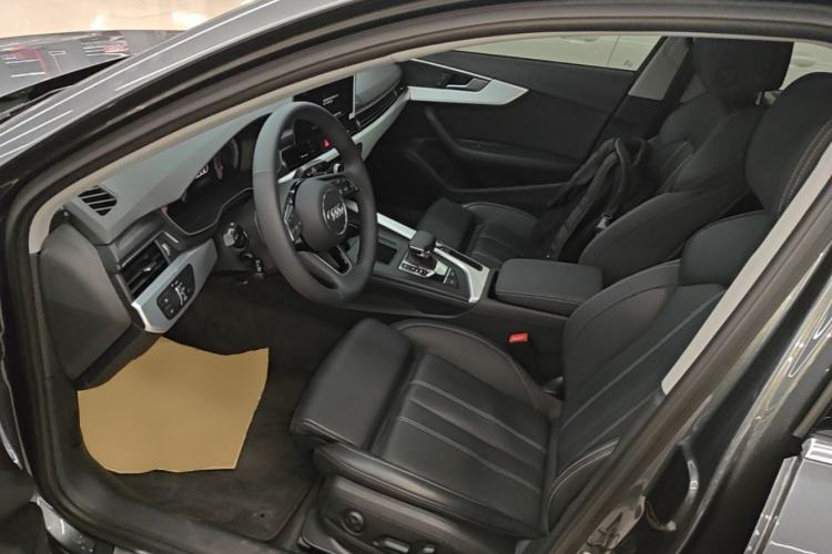Used Audi A4L 2022 40 TFSI Fashion Dynamic Model Left Front Seat