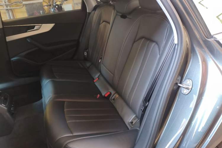 Used Audi A4L 2022 40 TFSI Fashion Dynamic Model Left Rear Seat