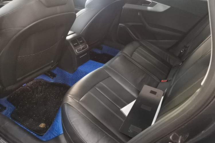 Used Audi A4L 2022 40 TFSI Luxury Dynamic Model Left Rear Seat