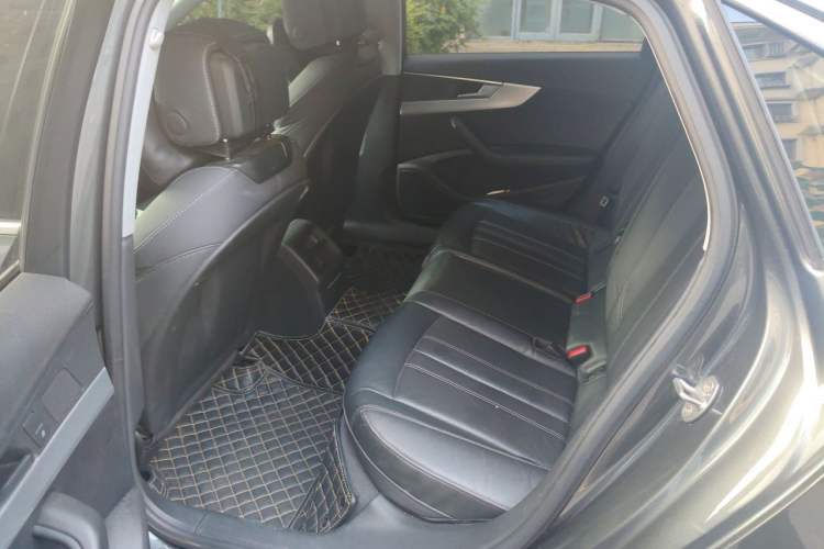 Used Audi A4L 2022 40 TFSI Fashion Dynamic Model Left Rear Seat