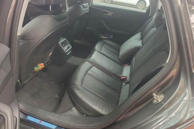 Used Audi A4L 2022 40 TFSI Luxury Dynamic Model Left Rear Seat