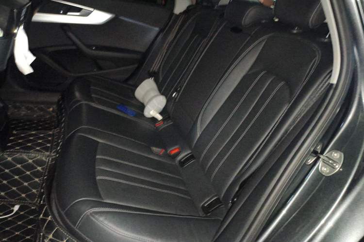 Used Audi A4L 2022 40 TFSI Fashion Dynamic Model Left Rear Seat