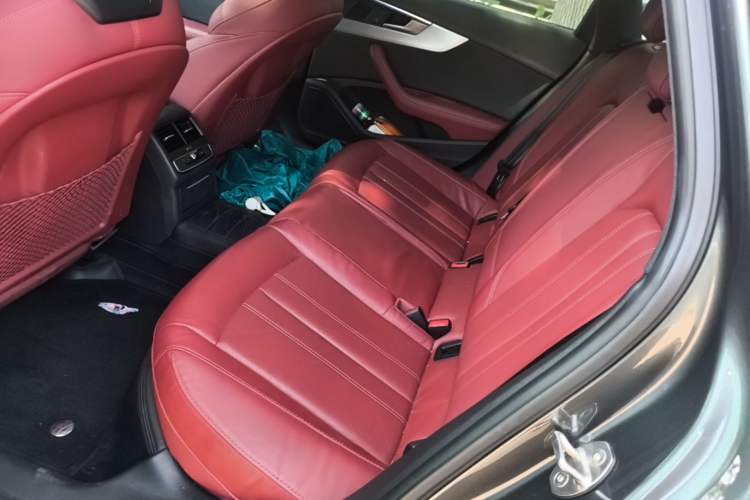 Used Audi A4L 2022 40 TFSI Luxury Dynamic Model Left Rear Seat