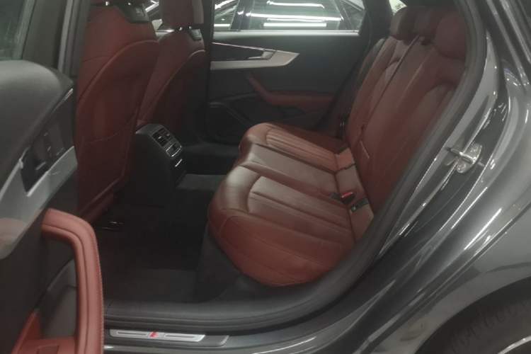 Used Audi A4L 2022 40 TFSI Luxury Dynamic Model Left Rear Seat