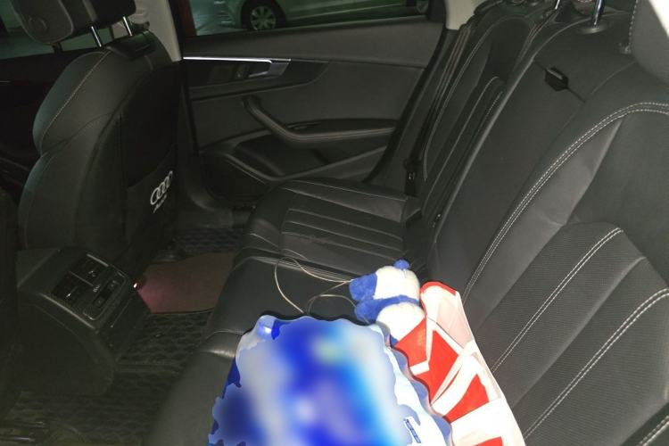 Used Audi A4L 2022 40 TFSI Luxury Dynamic Model Left Rear Seat