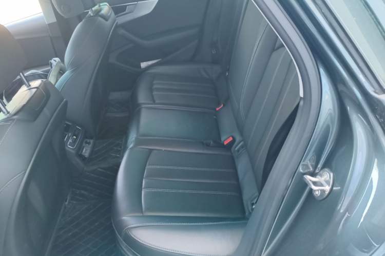 Used Audi A4L 2022 40 TFSI Fashion Dynamic Model Left Rear Seat