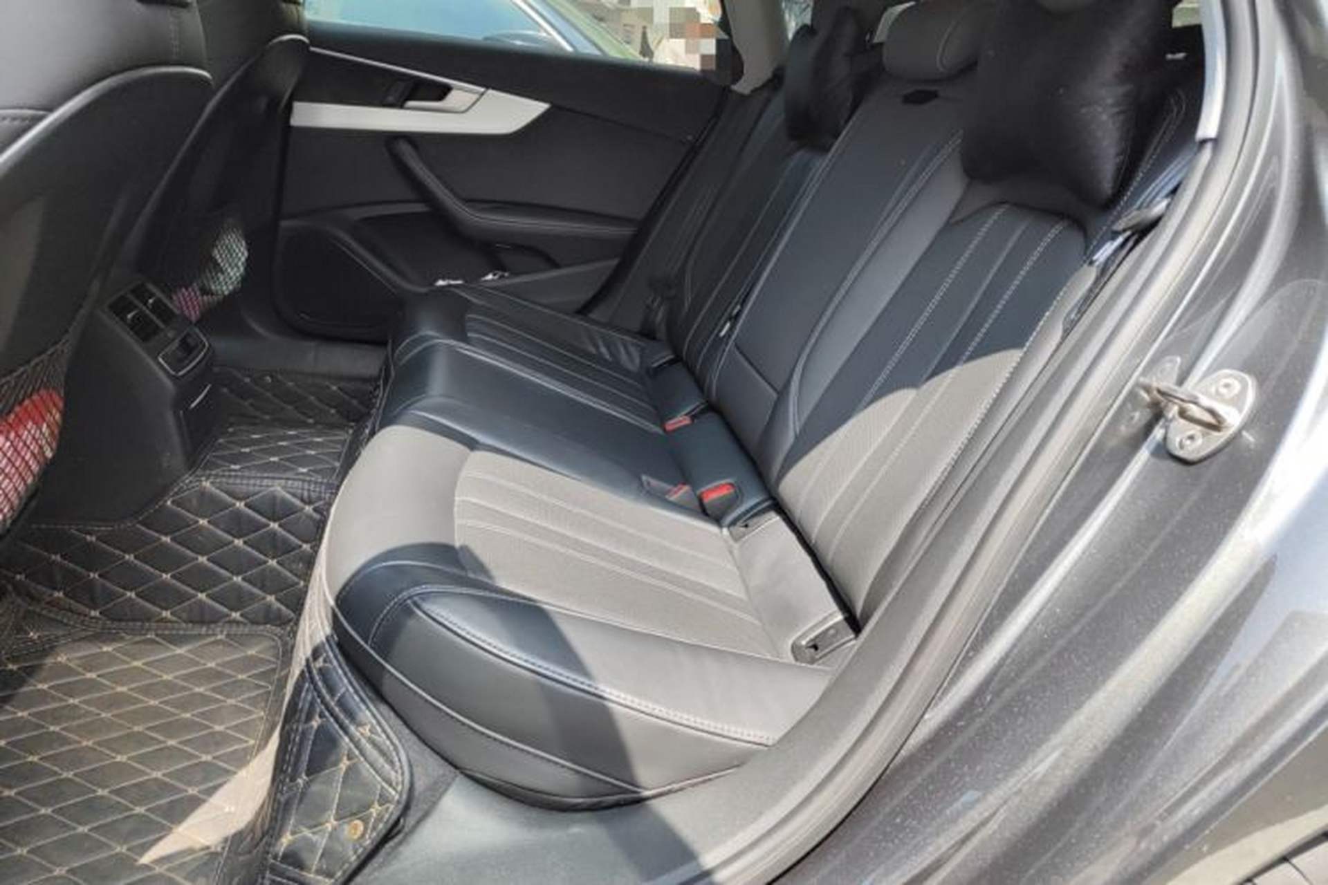 Used Audi A4L 2022 40 TFSI Luxury Dynamic Model Left Rear Seat