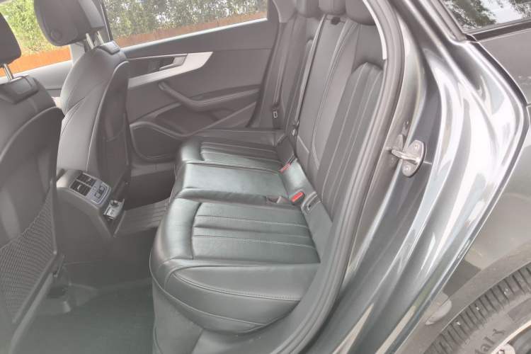 Used Audi A4L 2022 40 TFSI Luxury Dynamic Model Left Rear Seat