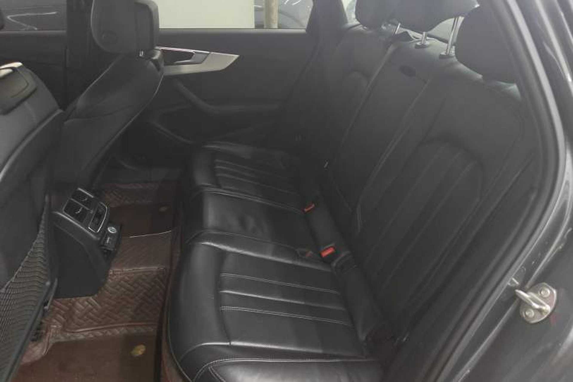 Used Audi A4L 2022 40 TFSI Luxury Dynamic Model Left Rear Seat