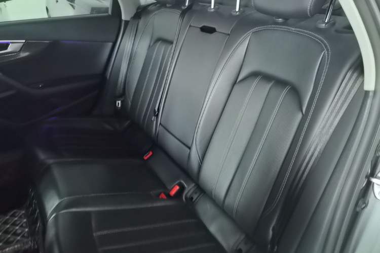 Used Audi A4L 2022 40 TFSI Luxury Dynamic Model Left Rear Seat