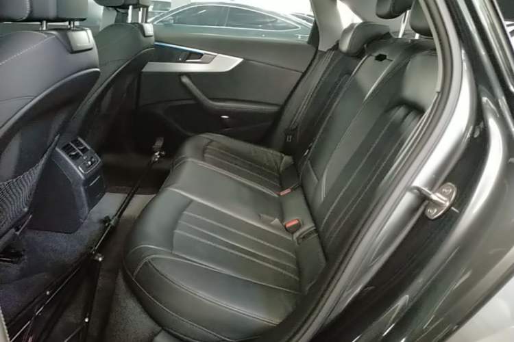 Used Audi A4L 2022 40 TFSI Luxury Dynamic Model Left Rear Seat