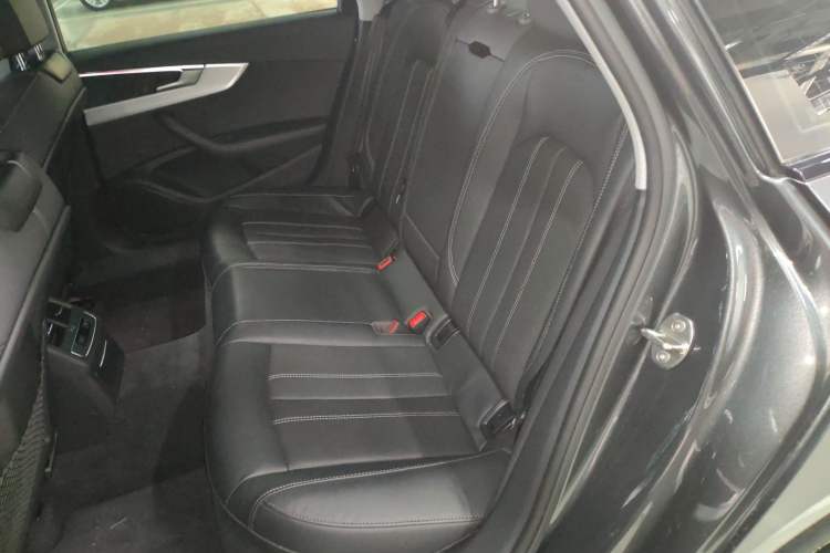 Used Audi A4L 2022 40 TFSI Luxury Dynamic Model Left Rear Seat
