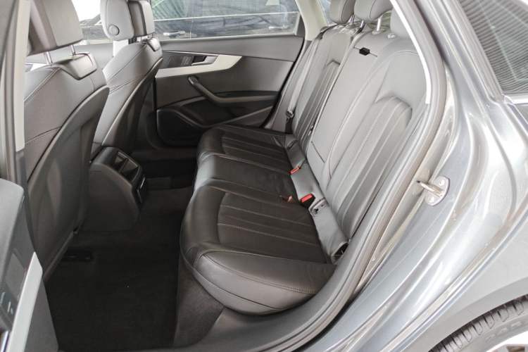 Used Audi A4L 2022 40 TFSI Fashion Dynamic Model Left Rear Seat