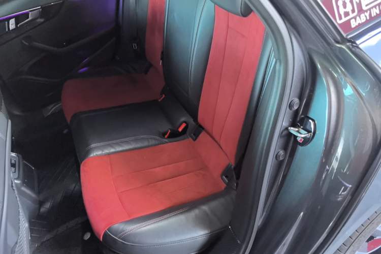 Used Audi A4L 2022 45 TFSI quattro Prestige Dynamic Edition Left Rear Seat