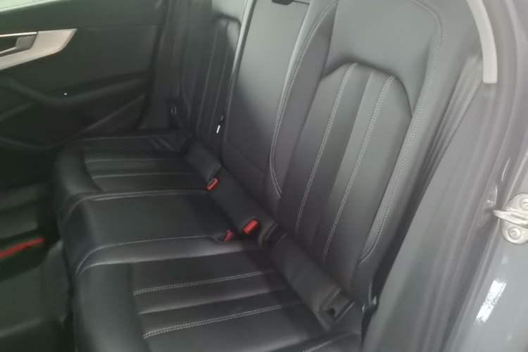 Used Audi A4L 2022 40 TFSI Fashion Dynamic Model Left Rear Seat
