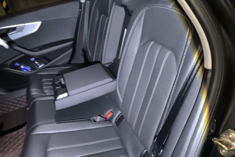 Used Audi A4L 2022 40 TFSI Luxury Dynamic Model Left Rear Seat