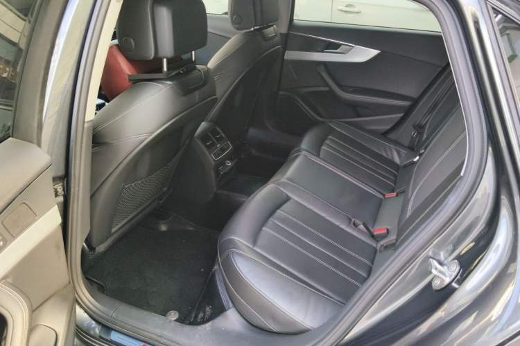 Used Audi A4L 2022 40 TFSI Luxury Dynamic Model Left Rear Seat