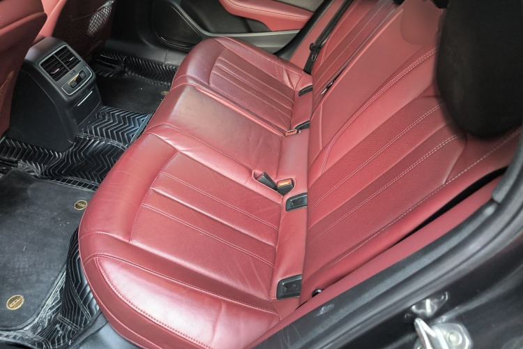 Used Audi A4L 2022 40 TFSI Luxury Dynamic Model Left Rear Seat
