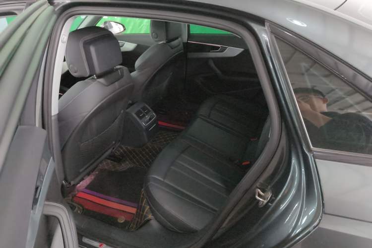 Used Audi A4L 2022 40 TFSI Luxury Dynamic Model Left Rear Seat
