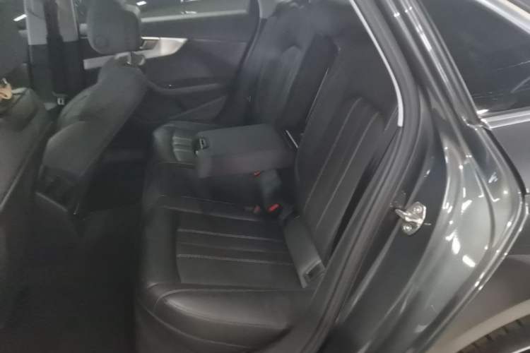 Used Audi A4L 2022 40 TFSI Fashion Dynamic Model Left Rear Seat