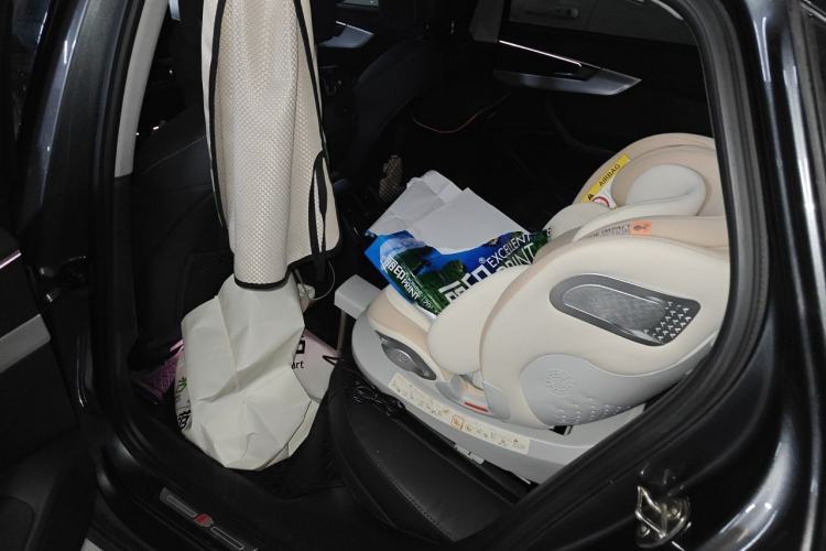 Used Audi A4L 2022 40 TFSI Luxury Dynamic Model Left Rear Seat
