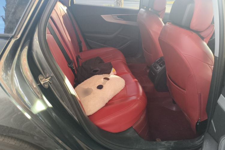 Used Audi A4L 2022 40 TFSI Luxury Dynamic Model Left Rear Seat