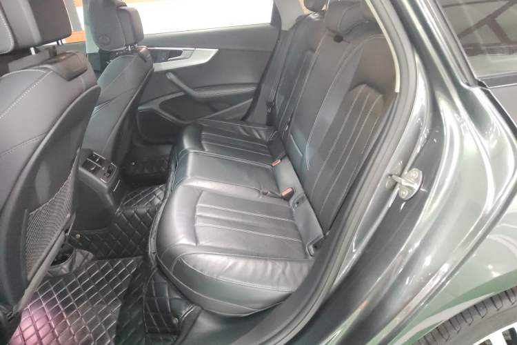 Used Audi A4L 2022 40 TFSI Luxury Dynamic Model Left Rear Seat