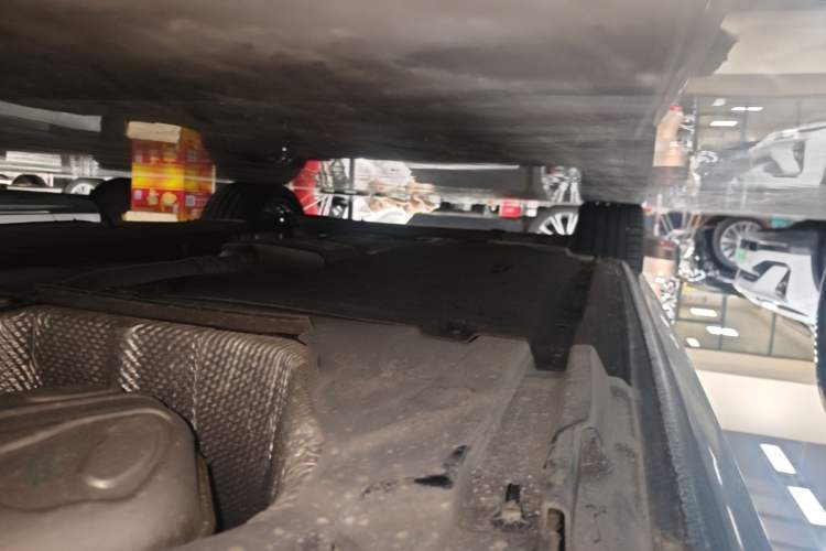 Used Audi A4L 2022 40 TFSI Fashion Dynamic Model Left Side Sill