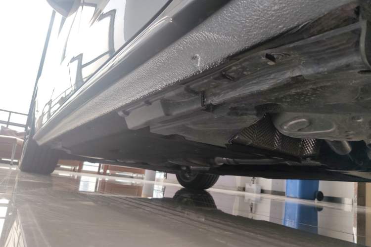 Used Audi A4L 2022 40 TFSI Fashion Dynamic Model Left Side Sill