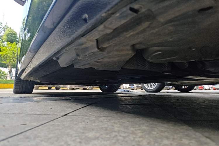 Used Audi A4L 2022 40 TFSI Stylish and Elegant Edition Left Side Sill