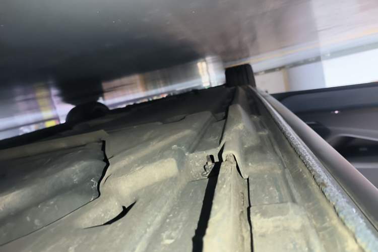 Used Audi A4L 2022 40 TFSI quattro RS Performance Package Left Side Sill