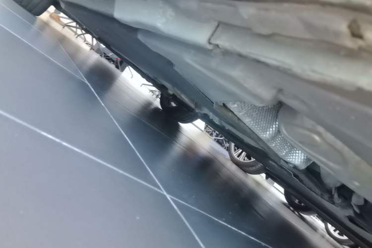 Used Audi A4L 2022 40 TFSI Luxury Dynamic Model Left Side Sill