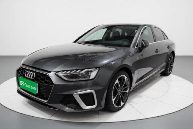 Audi A4L 2022 40 TFSI Fashion Dynamic Model с пробегом