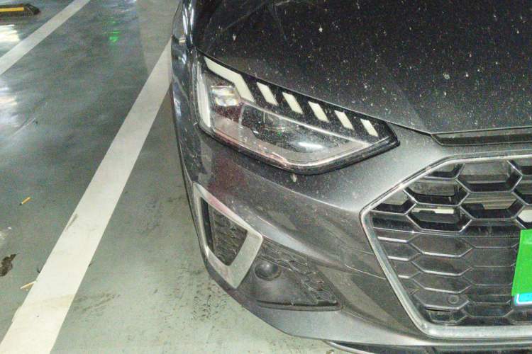 Used Audi A4L 2022 40 TFSI Fashion Dynamic Model Right Front Headlight