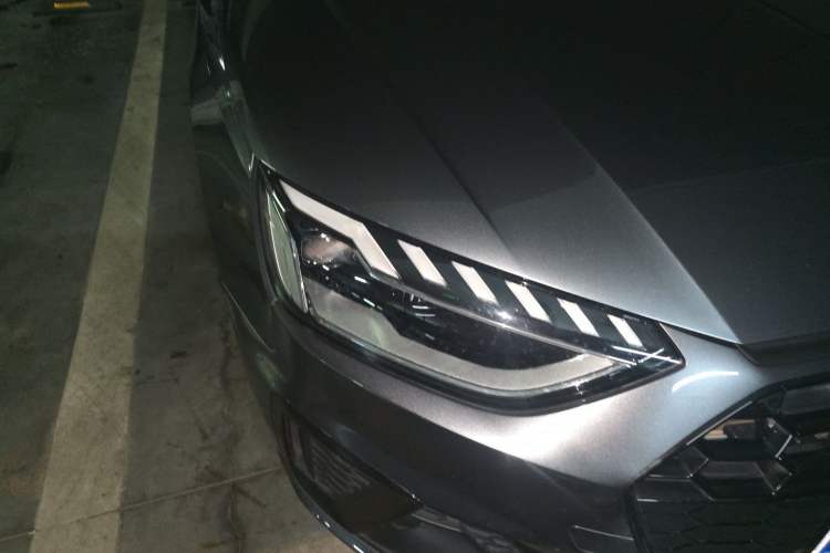 Used Audi A4L 2022 40 TFSI Luxury Dynamic Model Right Front Headlight