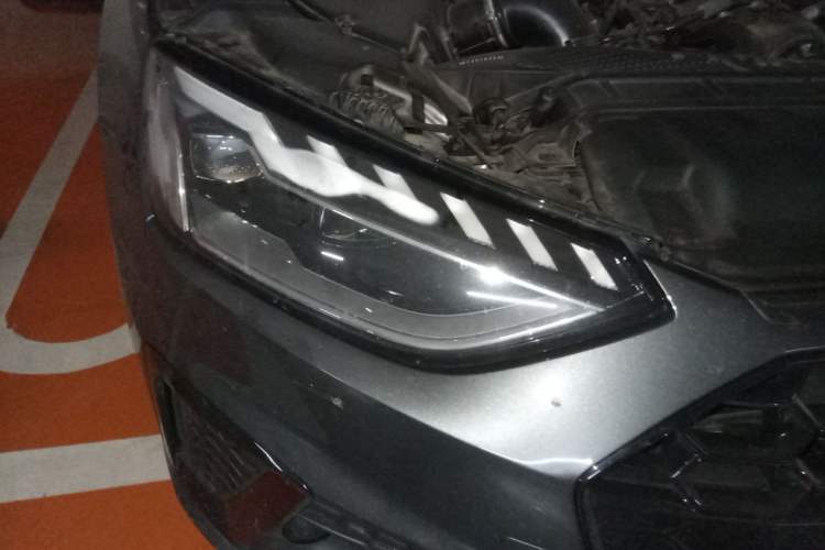 Used Audi A4L 2022 40 TFSI Fashion Dynamic Model Right Front Headlight