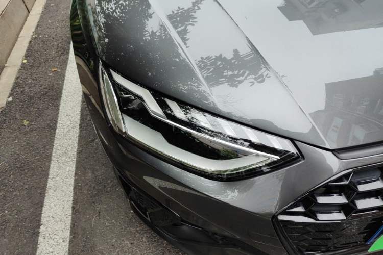 Used Audi A4L 2022 40 TFSI Luxury Dynamic Model Right Front Headlight