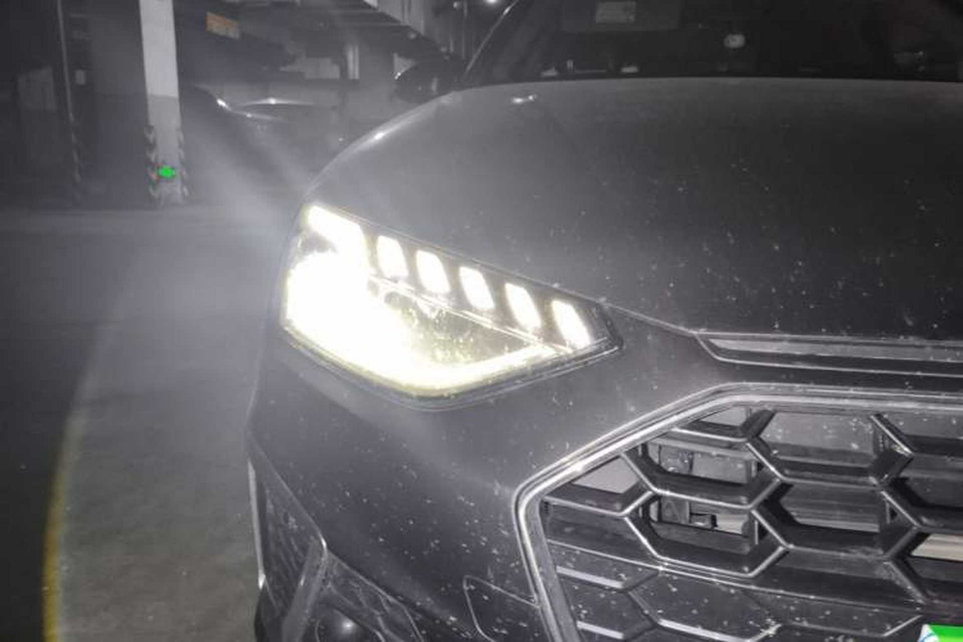 Used Audi A4L 2022 40 TFSI Fashion Dynamic Model Right Front Headlight
