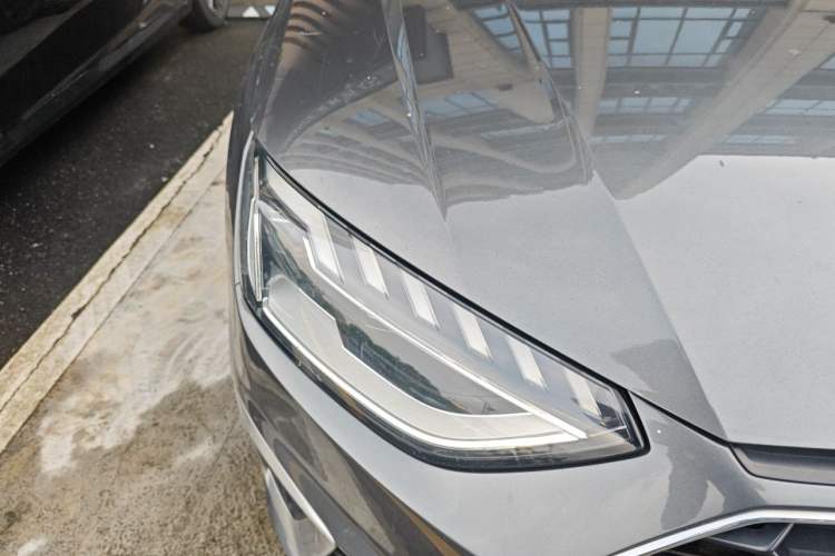 Used Audi A4L 2022 40 TFSI Fashion Dynamic Model Right Front Headlight