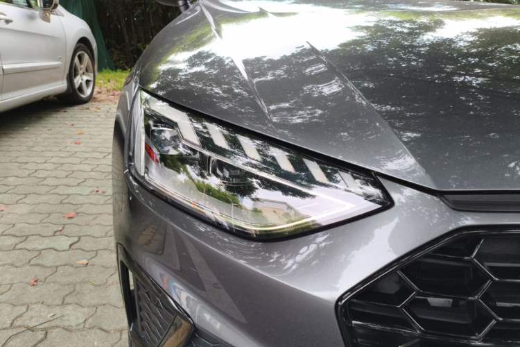 Used Audi A4L 2022 40 TFSI Luxury Dynamic Model Right Front Headlight