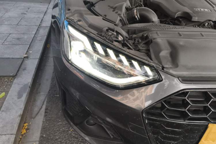 Used Audi A4L 2022 40 TFSI Luxury Dynamic Model Right Front Headlight