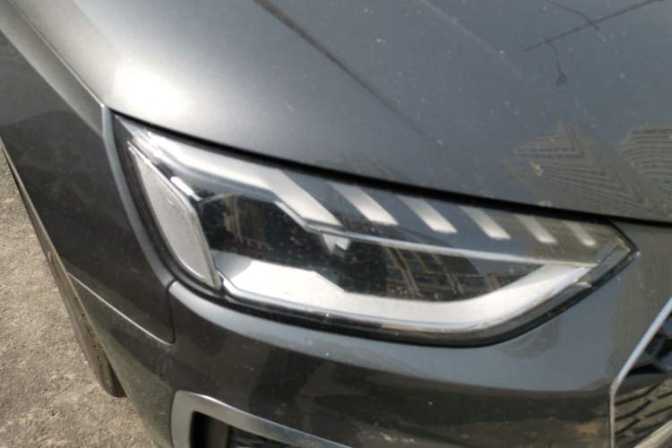 Used Audi A4L 2022 40 TFSI Fashion Dynamic Model Right Front Headlight