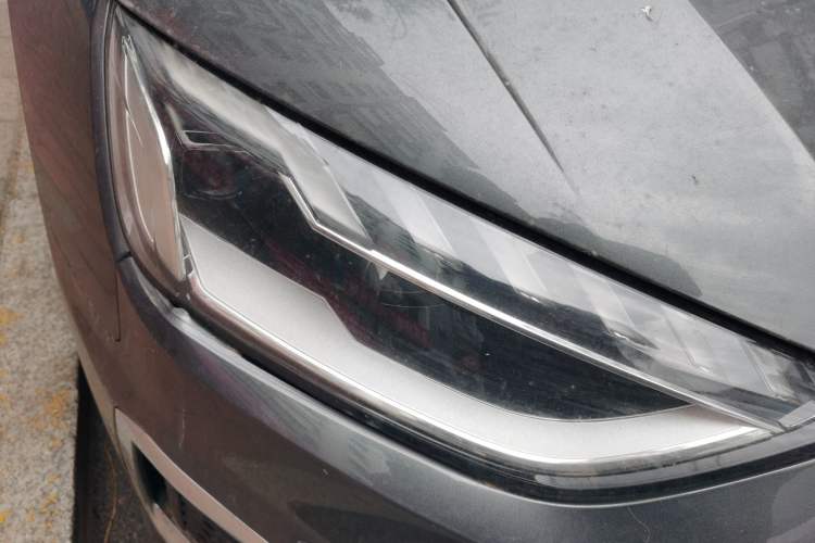 Used Audi A4L 2022 40 TFSI Fashion Dynamic Model Right Front Headlight