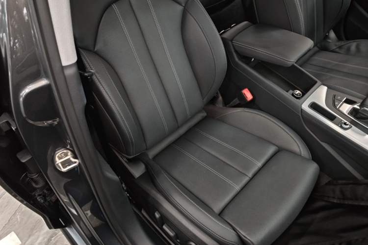 Used Audi A4L 2022 40 TFSI Fashion Dynamic Model Right Front Seat