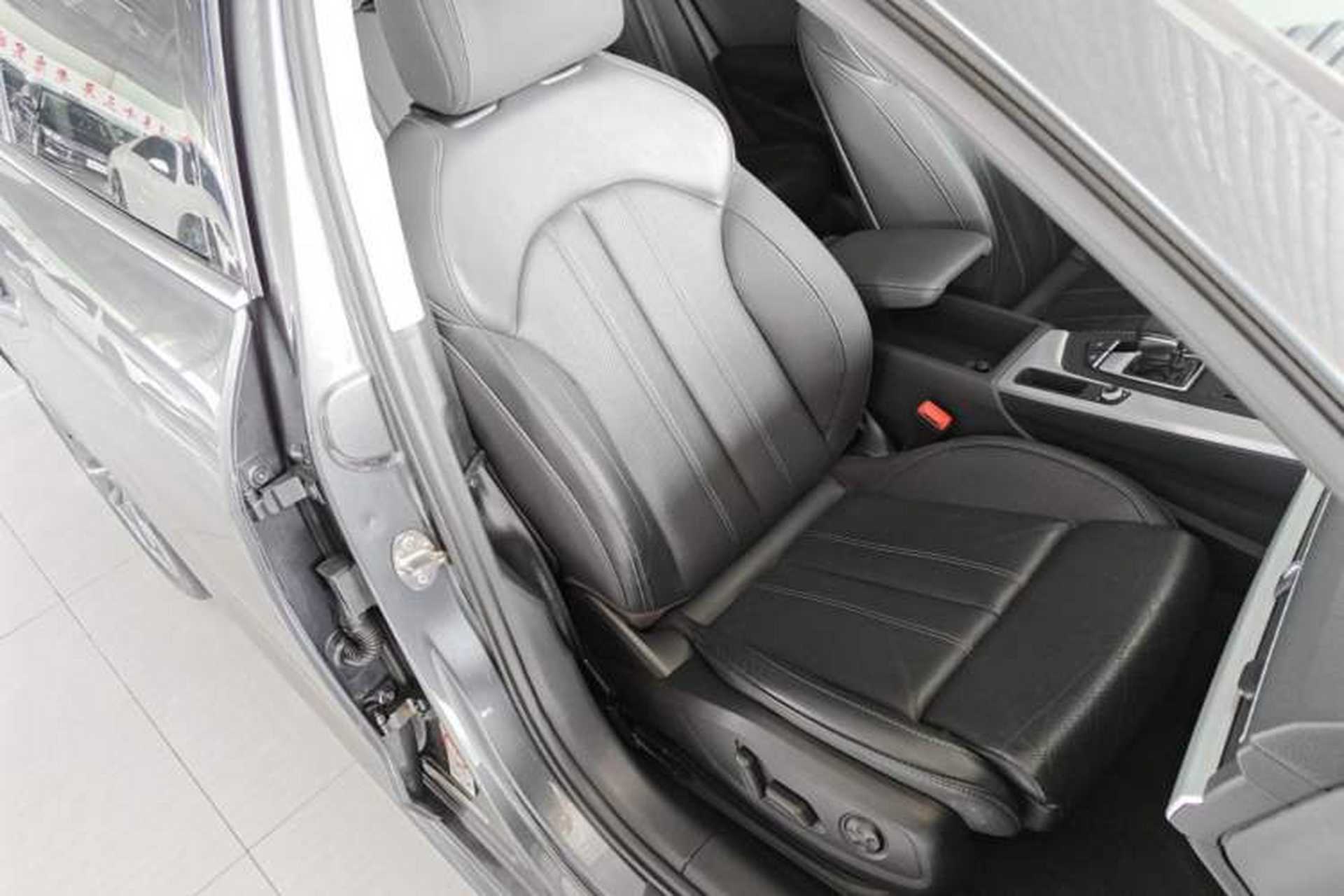 Used Audi A4L 2022 40 TFSI Fashion Dynamic Model Right Front Seat