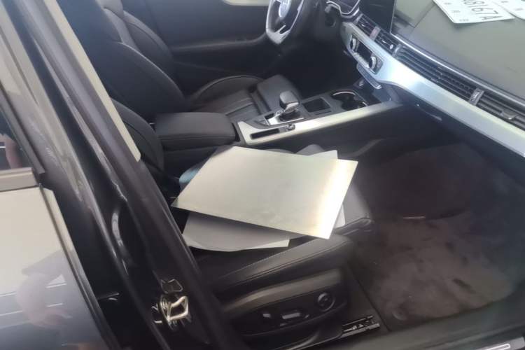 Used Audi A4L 2022 40 TFSI Luxury Dynamic Model Right Front Seat