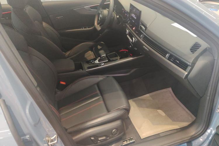 Used Audi A4L 2022 40 TFSI quattro RS Performance Package Right Front Seat