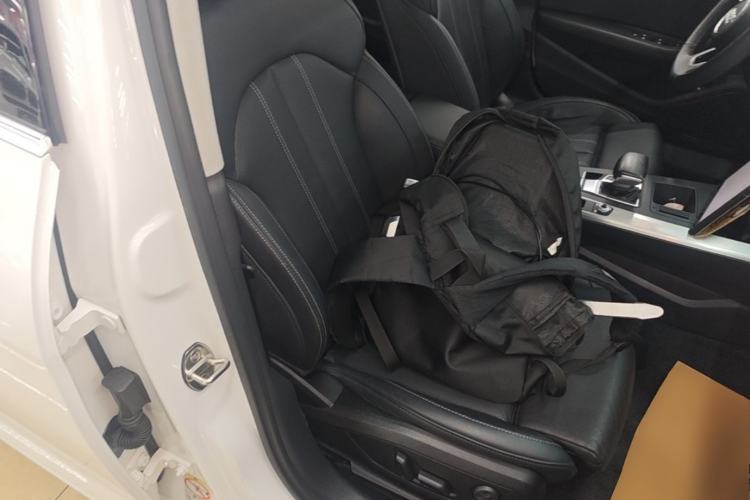 Used Audi A4L 2022 40 TFSI Fashion Dynamic Model Right Front Seat