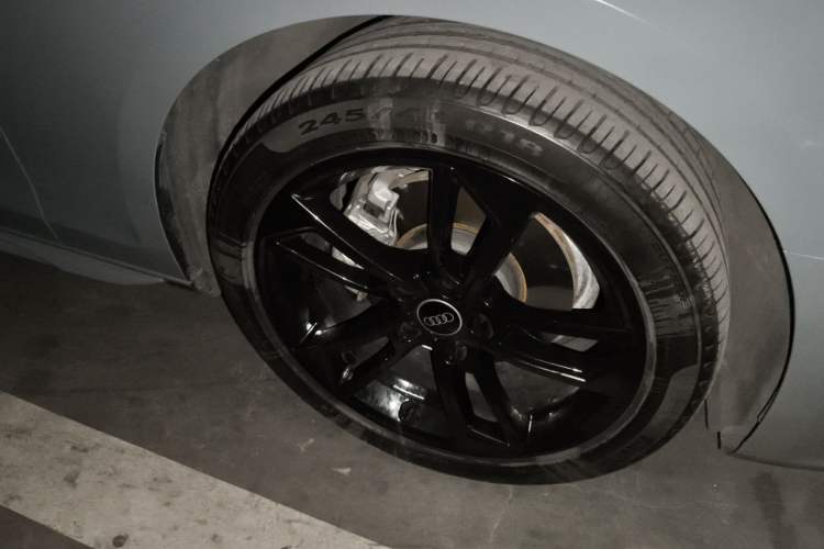 Used Audi A4L 2022 40 TFSI Fashion Dynamic Model Right Front Wheel Hub